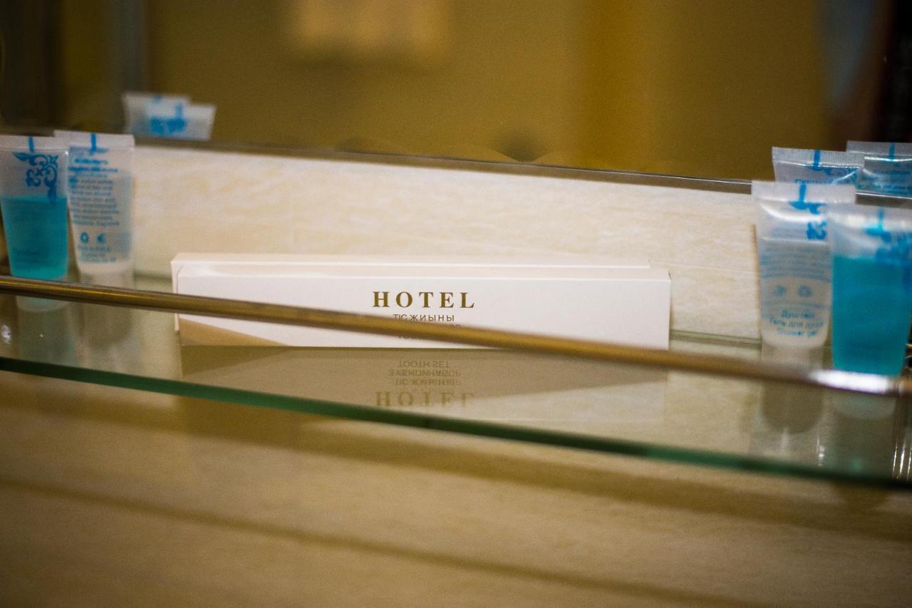 Golden Palace Hotel Ałma Ata Zewnętrze zdjęcie